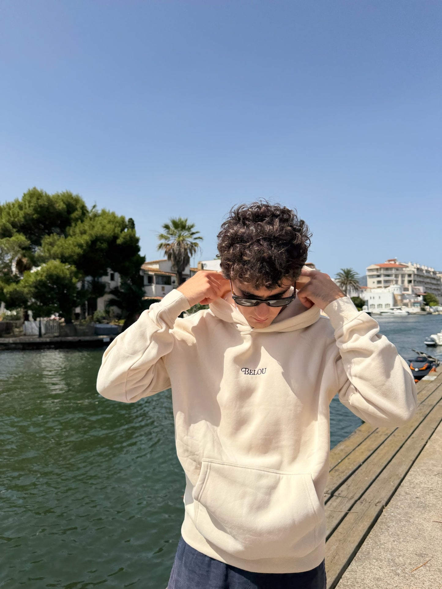BENDITO APERITIVO HOODIE