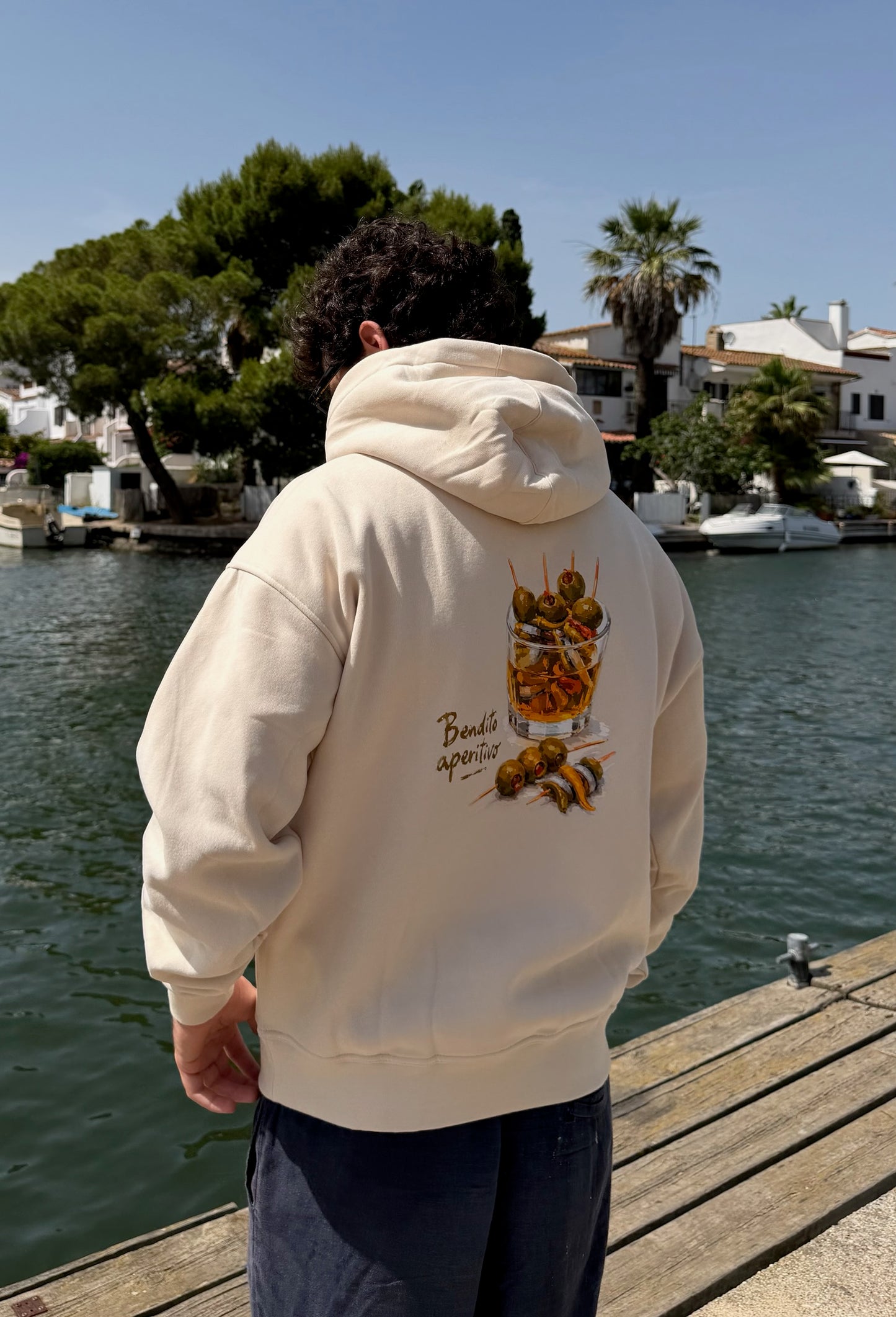 BENDITO APERITIVO HOODIE